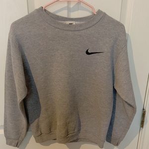 vintage nike sweater!